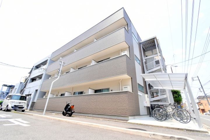 広島県広島市南区宇品神田3の賃貸アパートの外観