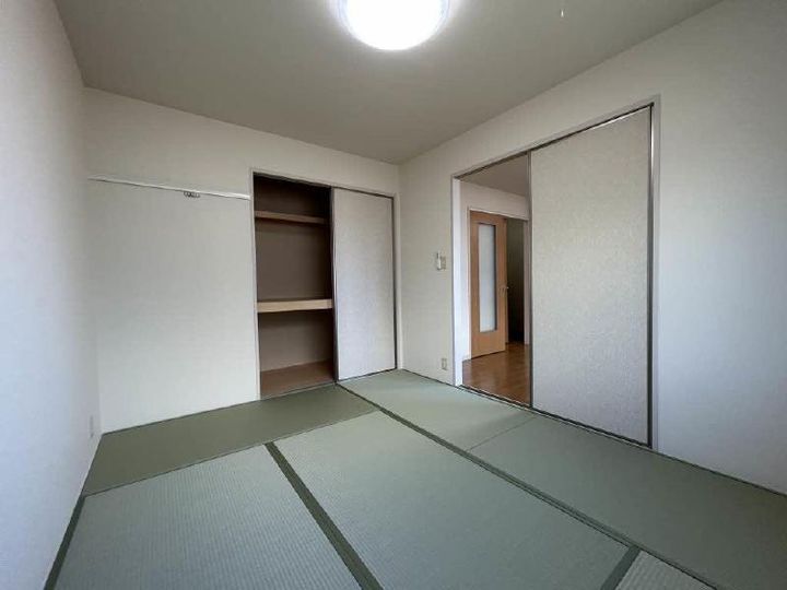 プレシール旭の内装