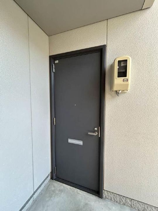 プレシール旭の玄関
