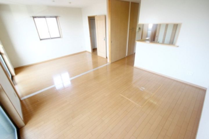 ルネス宇品御幸の居間