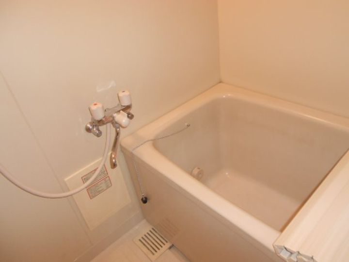 神奈川県横浜市港北区大曽根台(アパート)の賃貸物件の風呂