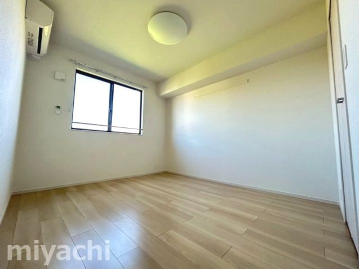 徳島県小松島市大林町字金岡(アパート)の賃貸物件の居間