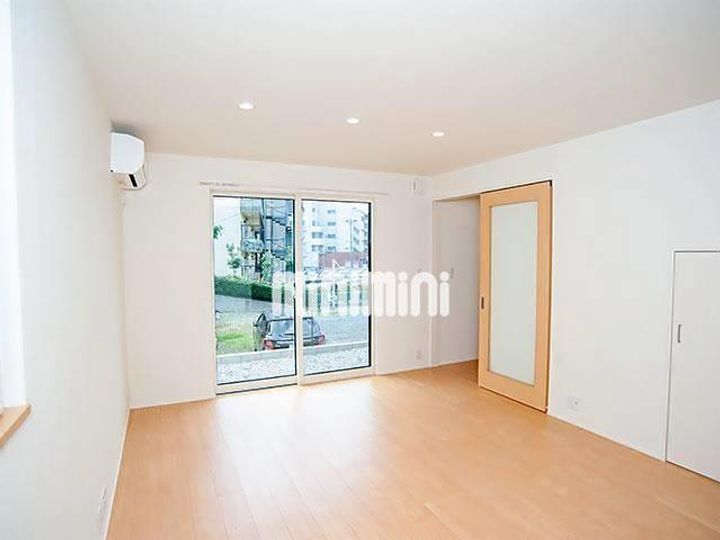 愛知県名古屋市名東区西里町2(一戸建)の賃貸物件の居間