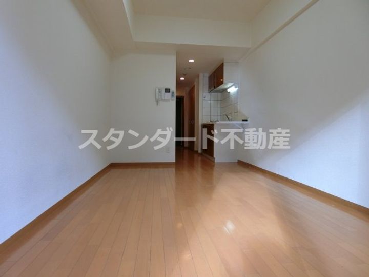 エスリード御堂筋梅田の居間