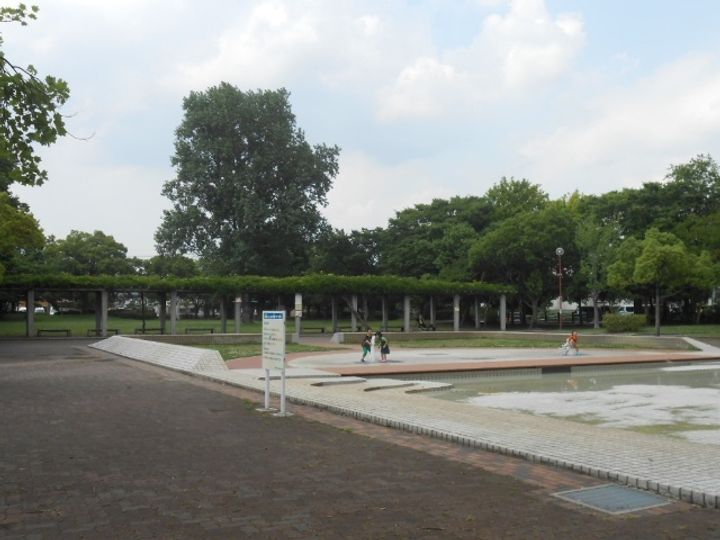 リトルCity参番館の周辺