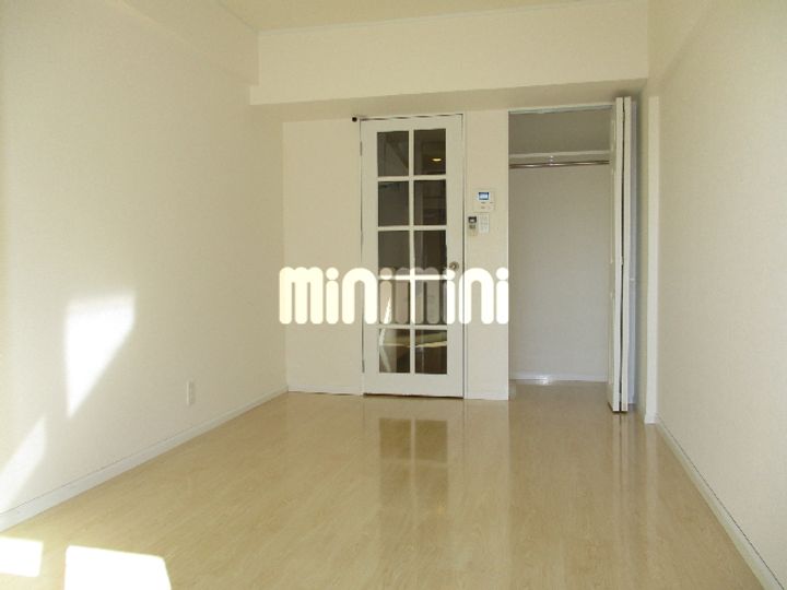 プレジールとざきの内装