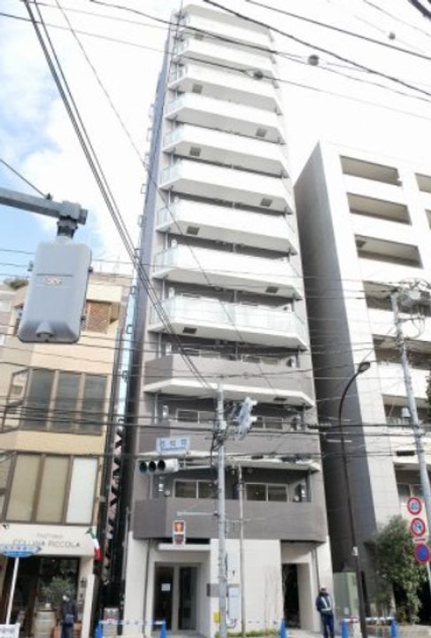 東京都新宿区原町3(マンション)の賃貸物件の外観