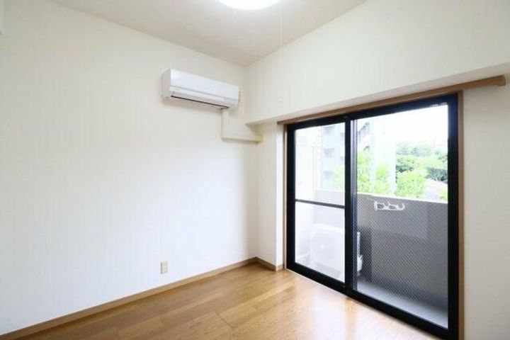 ルーブル白金高輪の居間