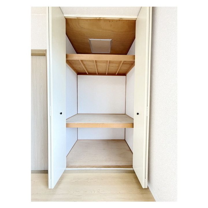 袴塚ベータの内装