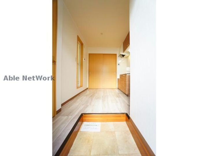 ルチェーレ愛野Iの玄関