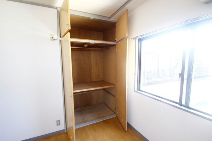 コーポ西旭の内装