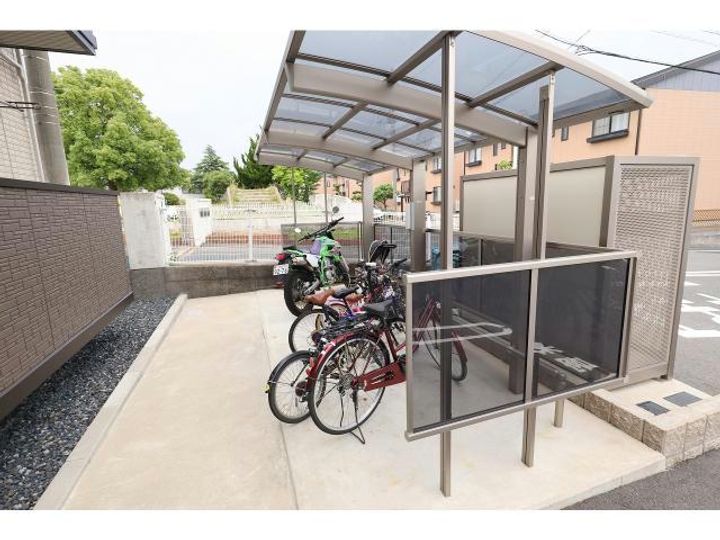 フォーサイト ウエスト B棟の地図