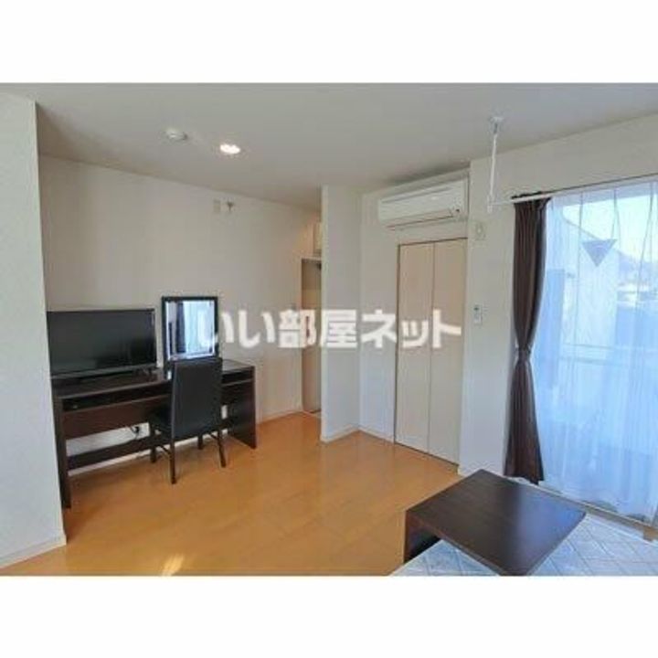 EAST RISE 由比ガ浜Bの居間