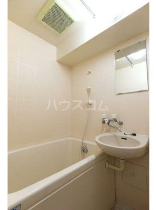 ニューガイアリルーム西葛西No.59の風呂