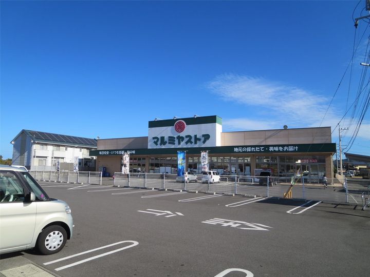 グリーンウッドA棟の周辺