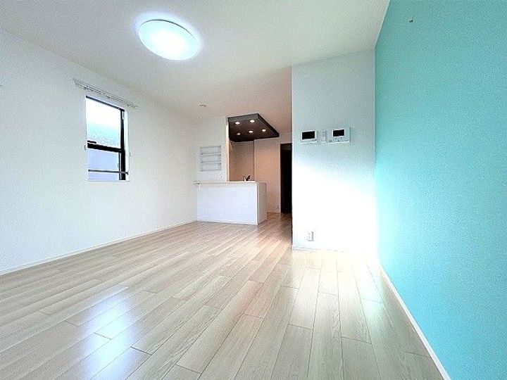 ホーリープレイス唐津 Iの内装