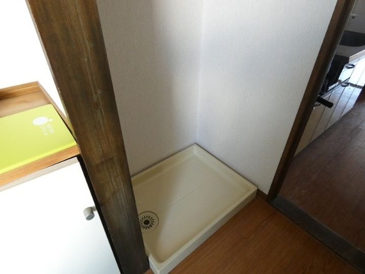 パークハイツ島内の内装