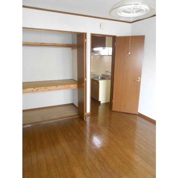 ヴェルドミールの内装