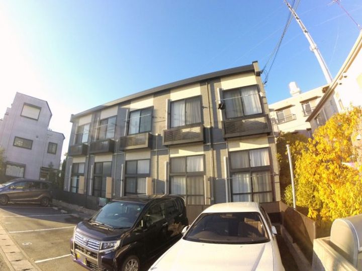 サニーガーデン宝塚の外観