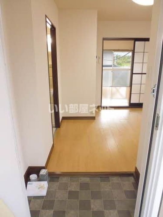 スプルースシマダの玄関