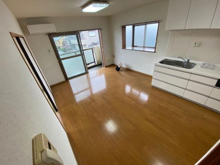 シティコート宮原の居間