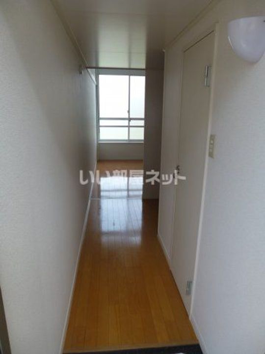 多賀城ウエストAの玄関