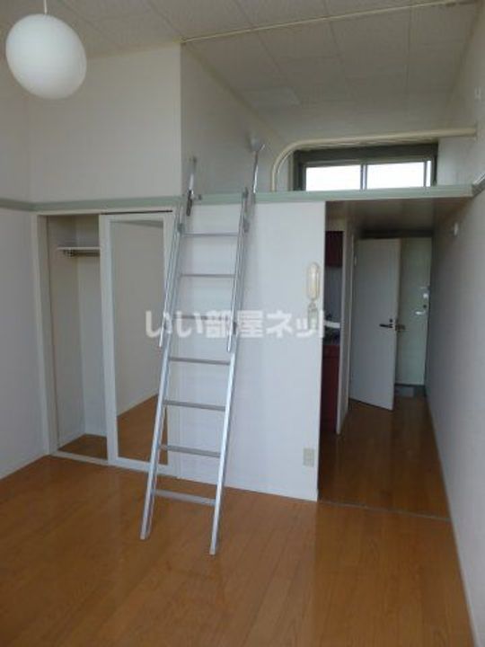 多賀城ウエストAの居間