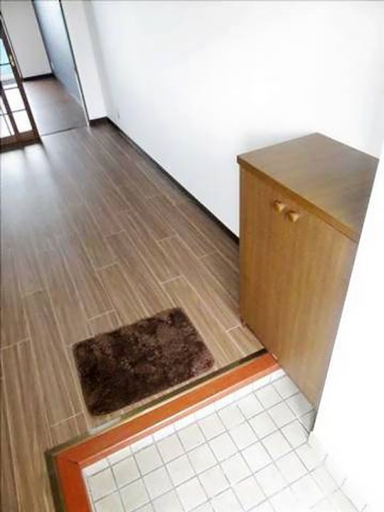 La・Alacalteの玄関