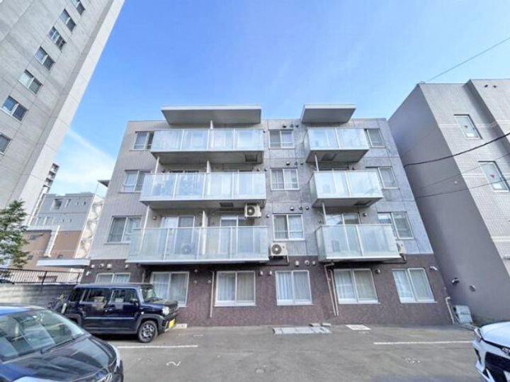 北海道札幌市中央区南四条西15(マンション)の賃貸物件の外観