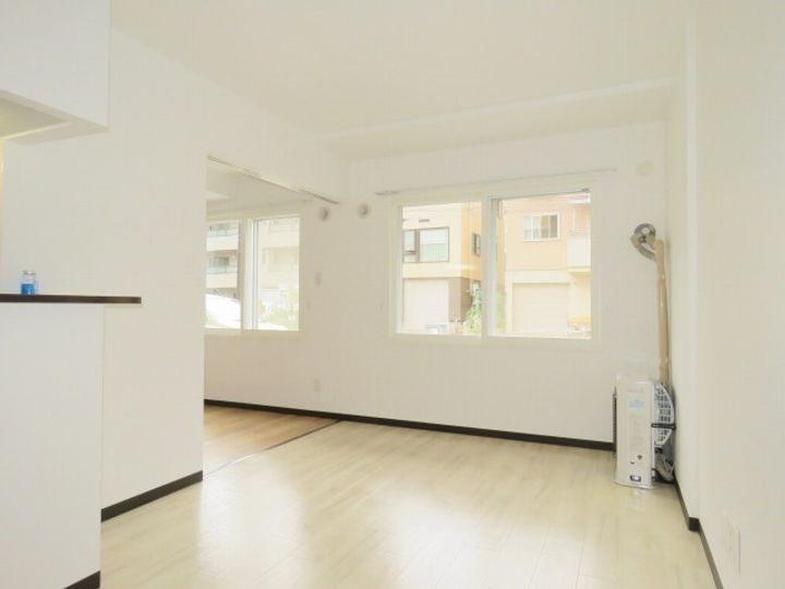 北海道札幌市中央区南四条西15(マンション)の賃貸物件の居間