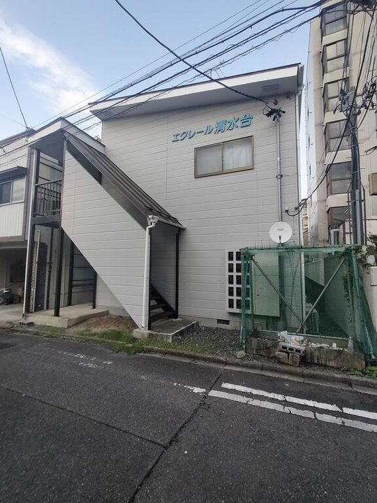 エクレール清水台の外観
