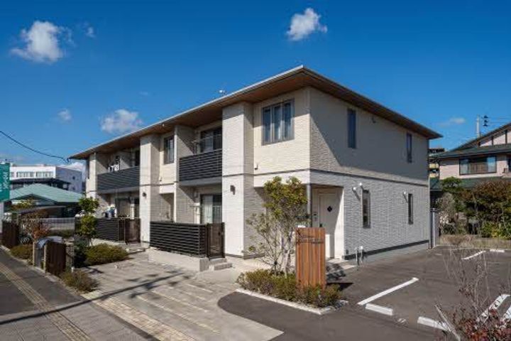 シャーメゾン シェトワ白山の外観