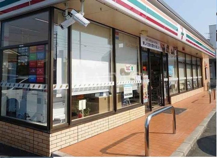 ファミール二池の周辺