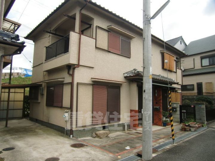 大阪府茨木市五十鈴町(一戸建)の賃貸物件の外観