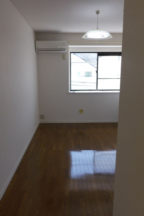 ヒルズ・トドロキIIの居間