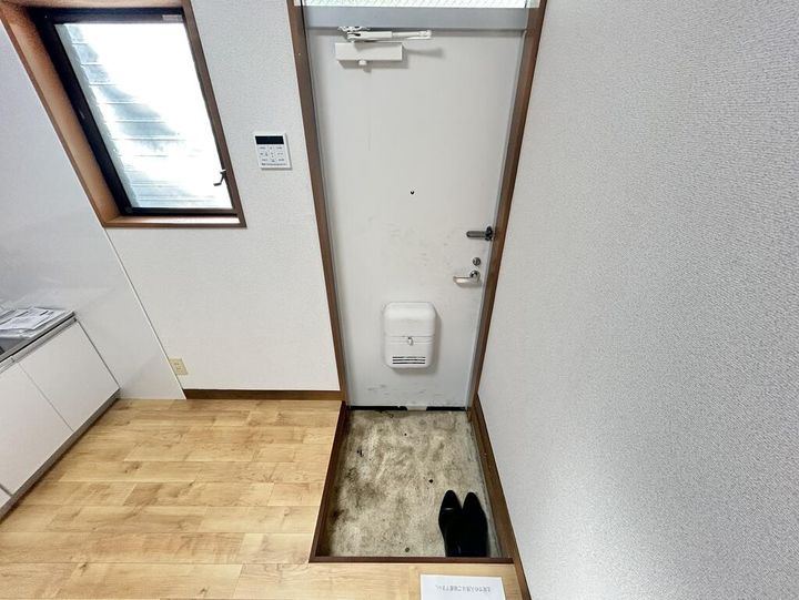 第2イーグルハイツの玄関