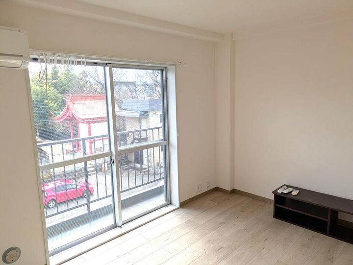 アシスト第3山形マンションの居間