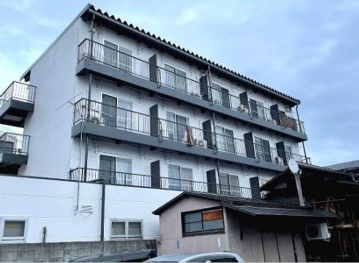 アシスト第3山形マンションの外観