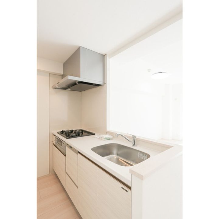 コンフォリア・リヴ豊洲キャナルのキッチン