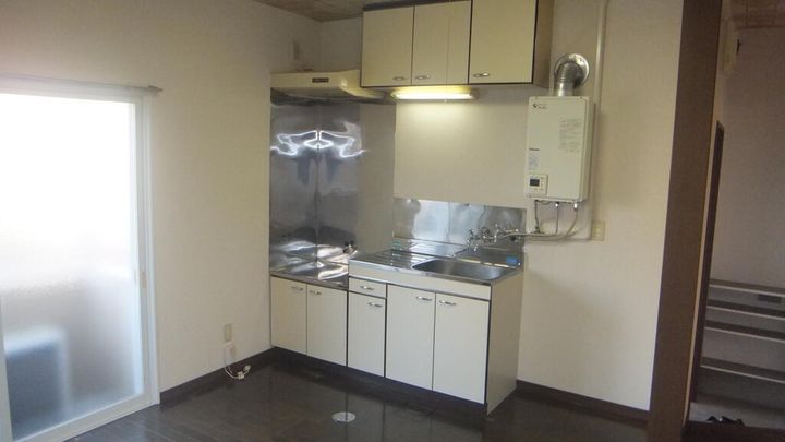 メゾンシャルムB棟の居間