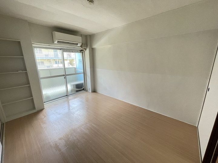 ビレッジハウス倉治の内装