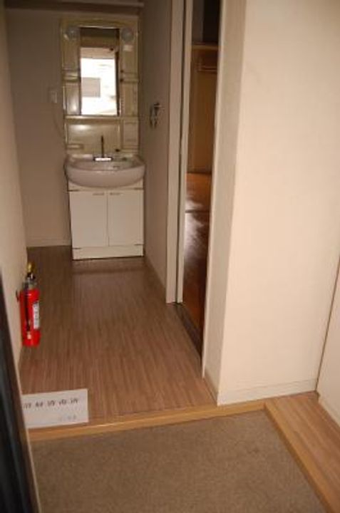 フレグランスフジの玄関