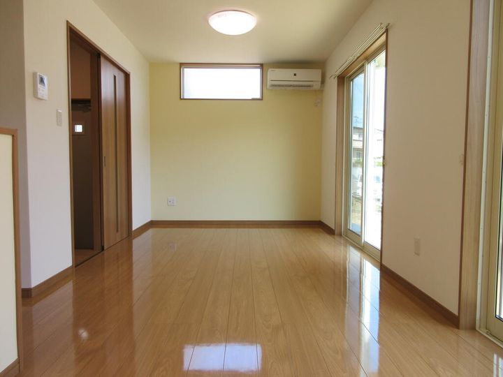 宮城県柴田郡柴田町槻木西3(一戸建)の賃貸物件の居間