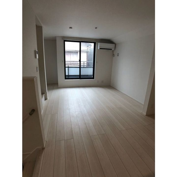 東京都大田区西蒲田1(一戸建)の賃貸物件の居間