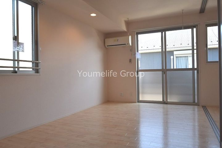 神奈川県藤沢市羽鳥5(アパート)の賃貸物件の居間