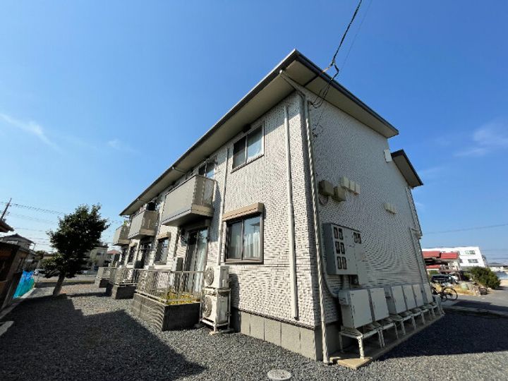 エルメゾン撫川の外観