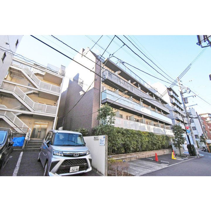 東京都新宿区西五軒町(マンション)の賃貸物件の外観