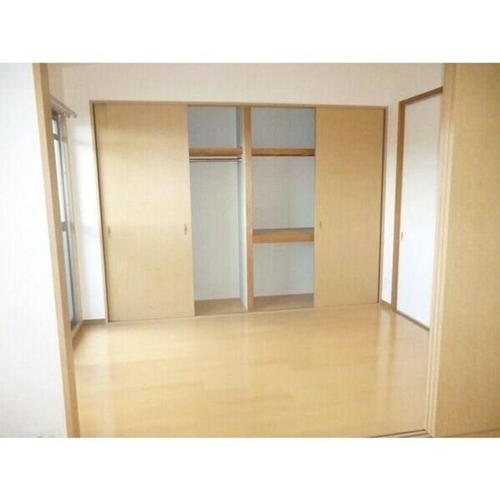 ヴェルデ忍ケ丘II番館の内装