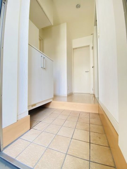 サン・ボナールIIの玄関