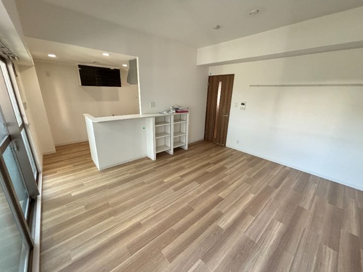 大阪府東大阪市長田3(マンション)の賃貸物件の居間